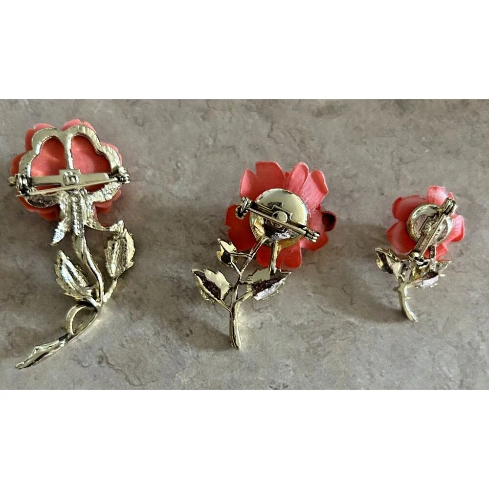 Set of 3 Vintage Faux Coral Flower Pins/Brooches